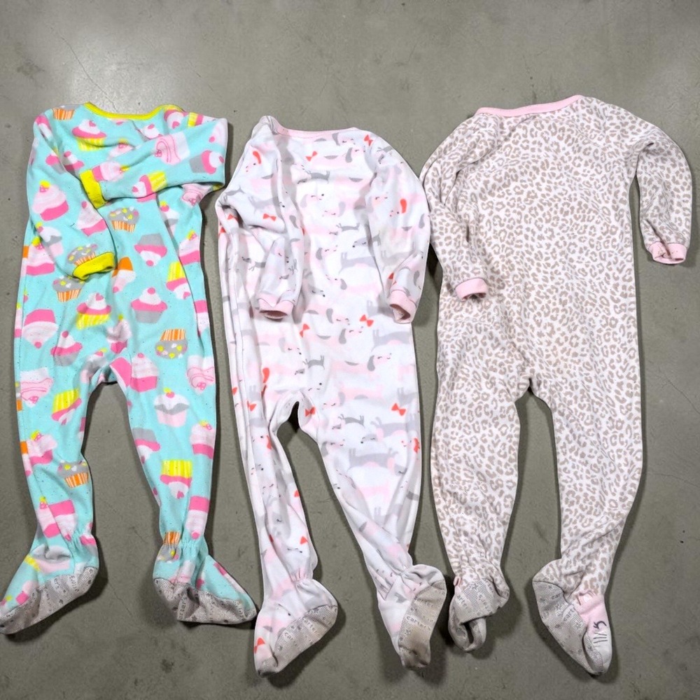 Carters 3T Girls Fleece Pajamas Lot 3 Cupcake Dog Leopard Footed Sleepers Pink - Picture 5 of 9